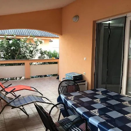 Apartment Apartman Luka