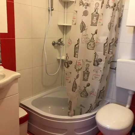 Apartman Luka * Vir
